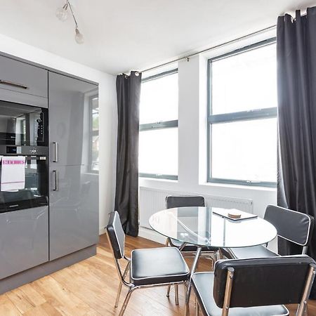 Ferienwohnung Manhattan Heights Maidstone Exterior foto