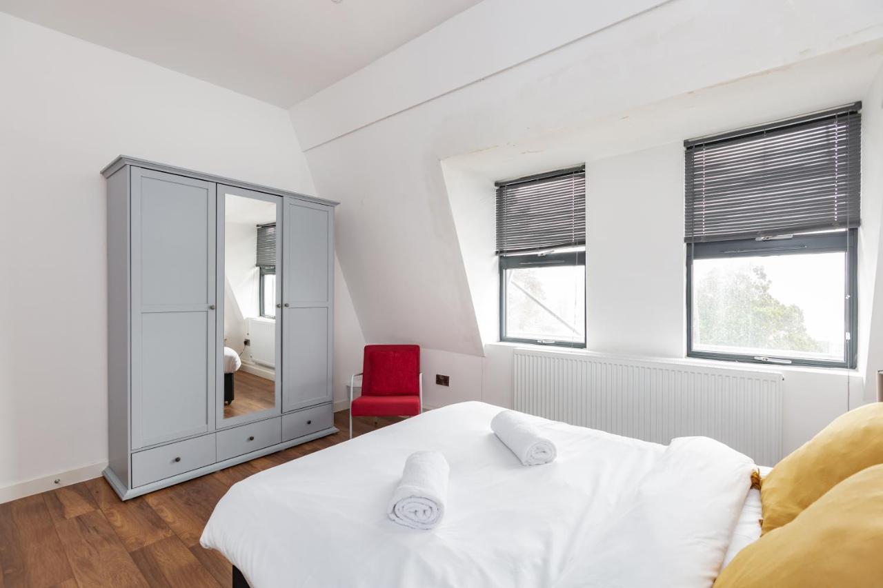 Ferienwohnung Manhattan Heights Maidstone Exterior foto