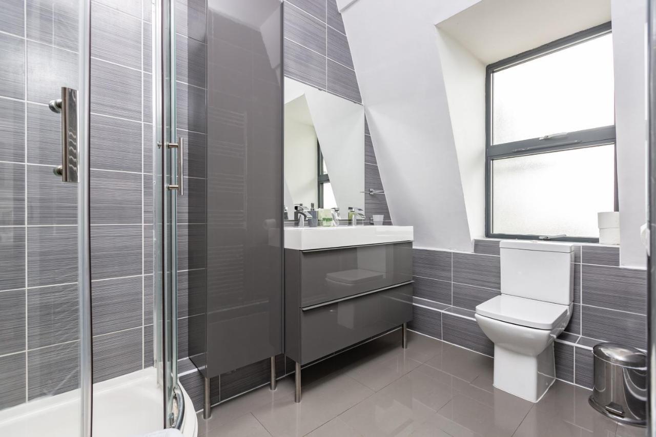 Ferienwohnung Manhattan Heights Maidstone Exterior foto