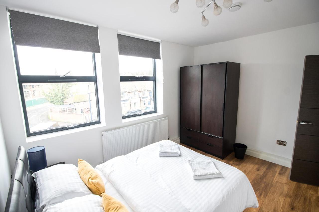 Ferienwohnung Manhattan Heights Maidstone Exterior foto
