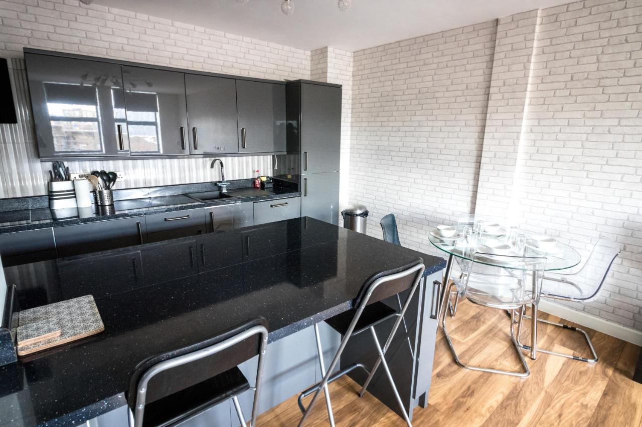 Ferienwohnung Manhattan Heights Maidstone Exterior foto