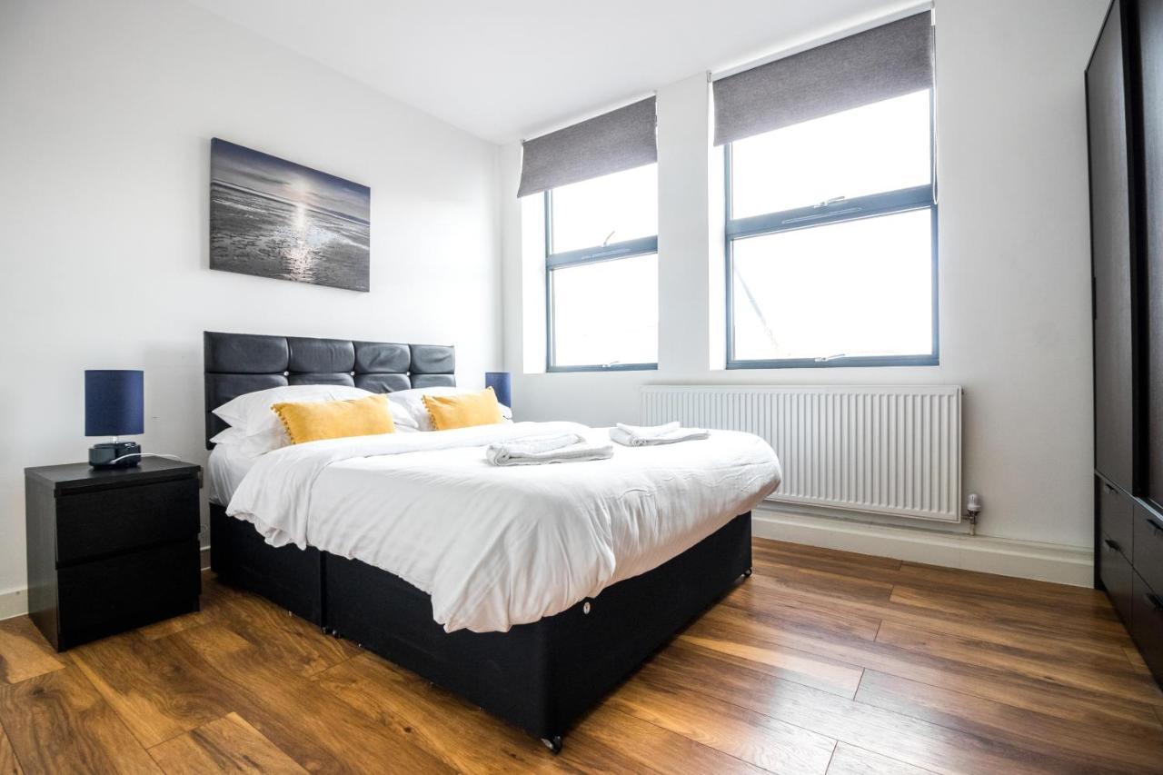 Ferienwohnung Manhattan Heights Maidstone Exterior foto