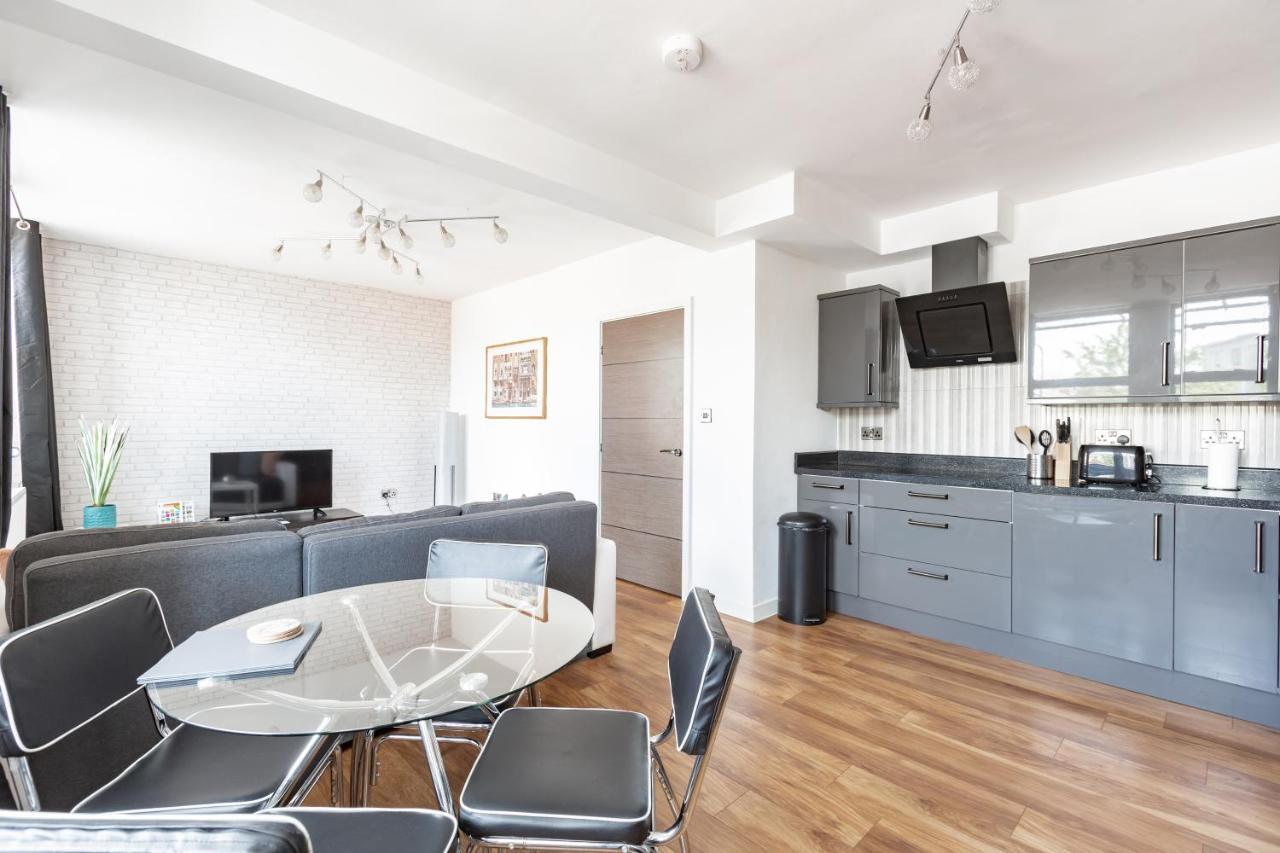 Ferienwohnung Manhattan Heights Maidstone Exterior foto