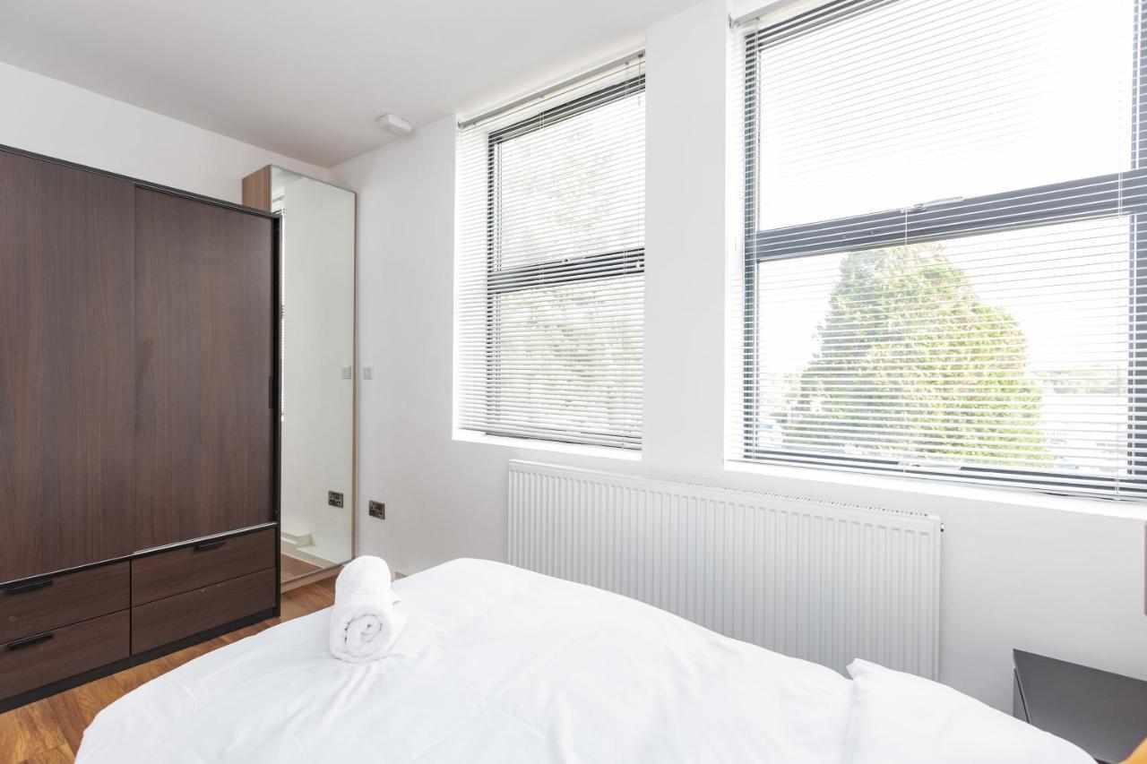 Ferienwohnung Manhattan Heights Maidstone Exterior foto
