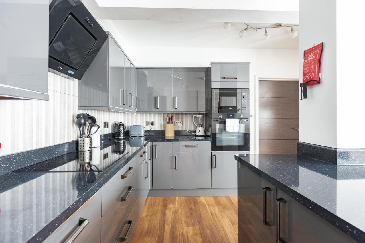 Ferienwohnung Manhattan Heights Maidstone Exterior foto