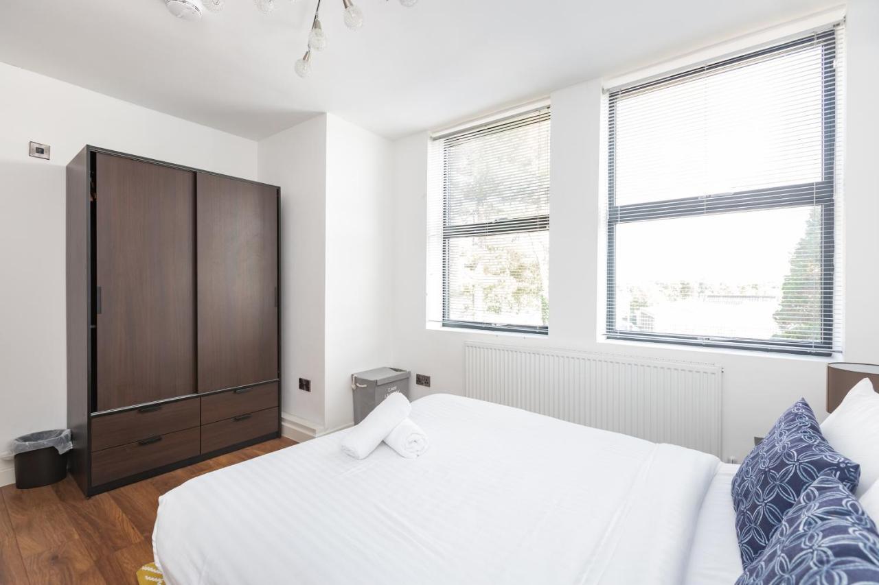 Ferienwohnung Manhattan Heights Maidstone Exterior foto